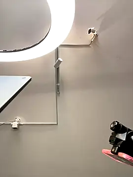 Dulce  Boyd online show from September 25, 1:59 pm