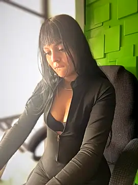 Dulce  Boyd online show from October 13, 1:55 pm