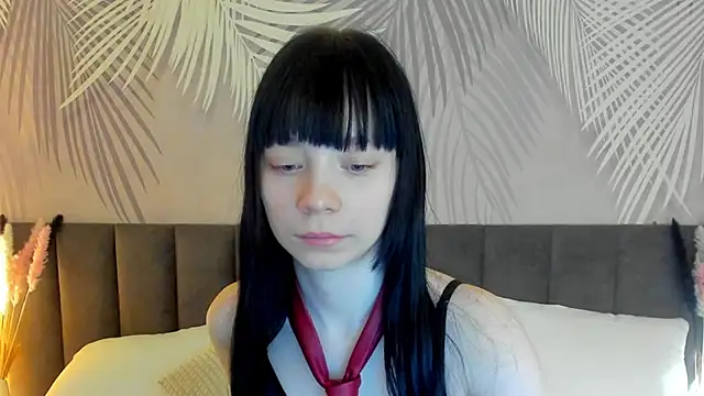 SkinyJoyce online show from February 27, 5:13 am