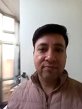 Snapshot of innocentboy1987 chatting on February 5, 3:33 am innocentboy1987 online show from February 5, 3:33 am