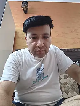 Snapshot of innocentboy1987 chatting on June 14, 9:00 am innocentboy1987 online show from June 14, 9:00 am
