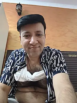 Snapshot of innocentboy1987 chatting on June 15, 4:31 pm innocentboy1987 online show from June 15, 4:31 pm