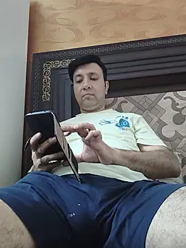 Snapshot of innocentboy1987 chatting on June 30, 8:48 am innocentboy1987 online show from June 30, 8:48 am