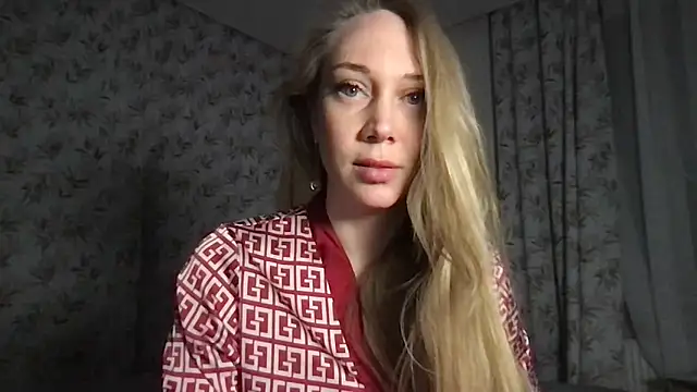 Snapshot of Engel_13 chatting on February 22, 8:42 pm Engel 13 online show from February 22, 8:42 pm