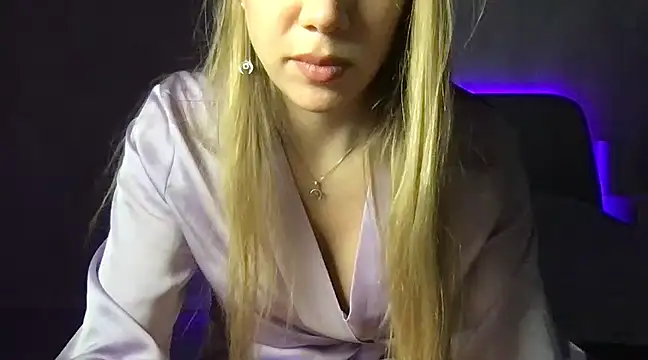 Snapshot of Engel_13 chatting on March 19, 8:00 pm Engel 13 online show from March 19, 8:00 pm