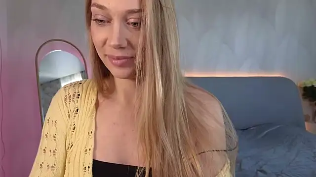 Snapshot of Engel_13 chatting on September 30, 12:32 pm Engel 13 online show from September 30, 12:32 pm