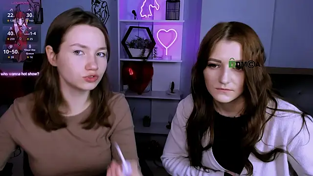 catherine kitty online show from December 13, 8:25 pm