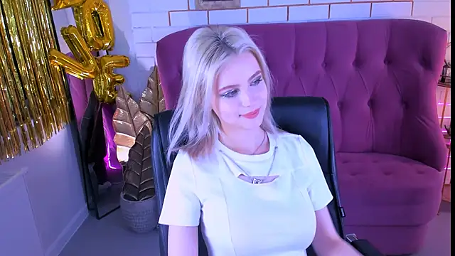 LeonaStane online show from March 1, 7:59 pm