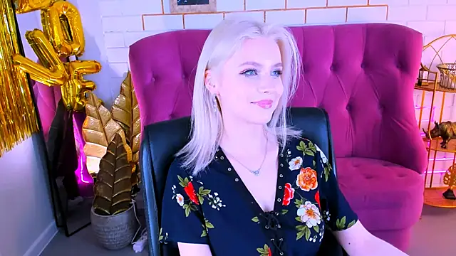 LeonaStane online show from March 9, 12:53 am