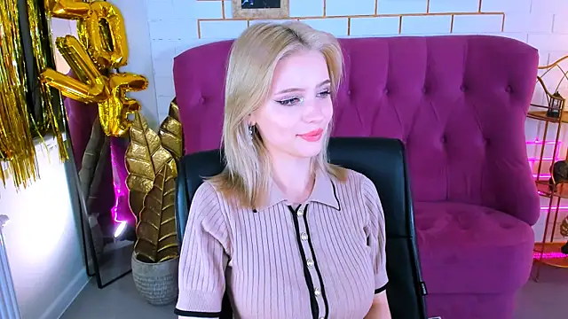 LeonaStane online show from October 23, 5:01 pm