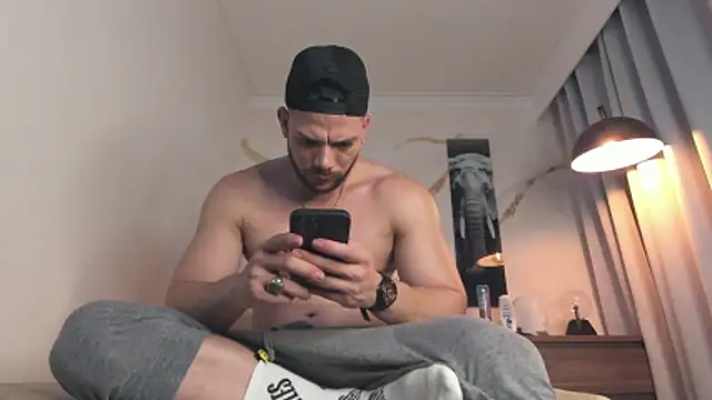 bakersboyssexys online show from November 20, 11:48 pm