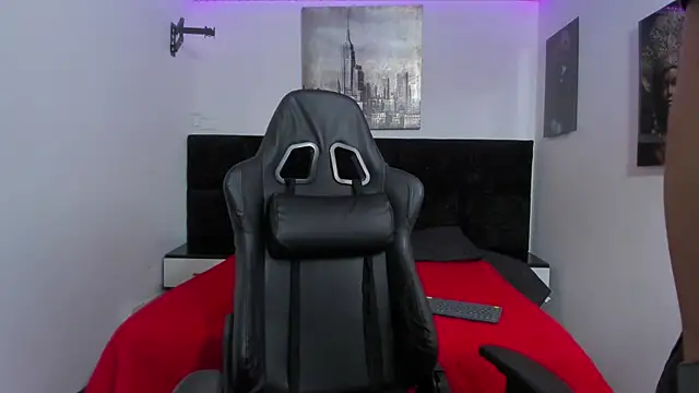 Snapshot of Aiiden_15 chatting on September 19, 12:17 pm Aiiden 15 online show from September 19, 12:17 pm