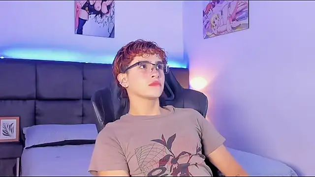 Snapshot of Aiiden_15 chatting on September 27, 1:16 pm Aiiden 15 online show from September 27, 1:16 pm