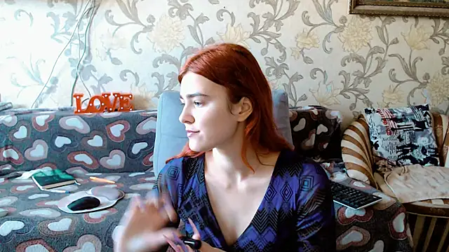 JennyStormy online show from November 3, 10:05 am