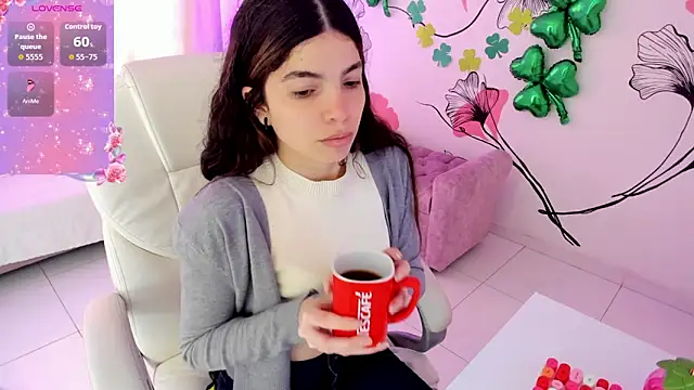 Snapshot of Isabela_Fiorelli chatting on March 15, 1:17 pm Isabela Fiorelli online show from March 15, 1:17 pm