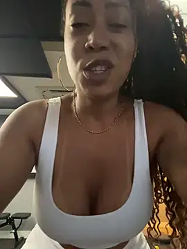 dianagolley420 online show from February 26, 9:48 pm