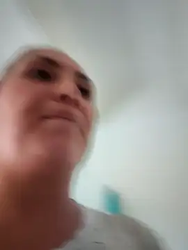 dulce valeriaa online show from February 10, 5:30 pm