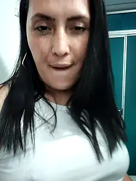 dulce valeriaa online show from March 2, 4:07 am
