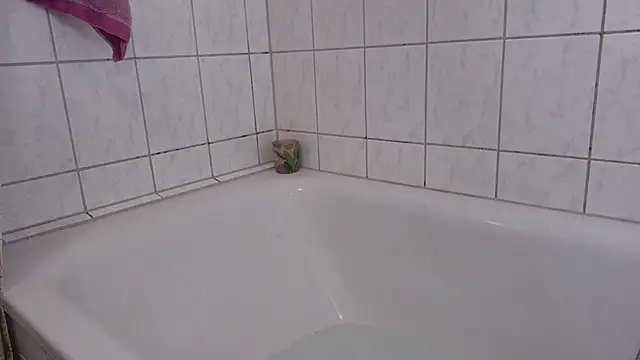 ademandjulia online show from October 5, 10:02 am