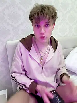 And25bn online show from February 25, 7:12 pm