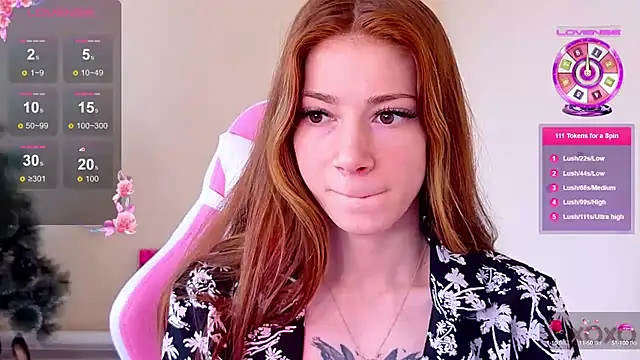 Snapshot of MagicLadyyy chatting on February 24, 5:54 am MagicLadyyy online show from February 24, 5:54 am