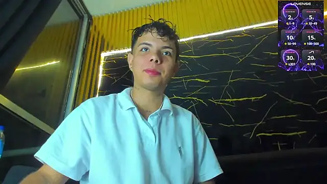 Alessandro 1610 online show from April 3, 3:59 am