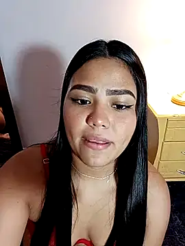 Snapshot of anahi_evans19 chatting on March 8, 9:18 pm anahi evans19 online show from March 8, 9:18 pm