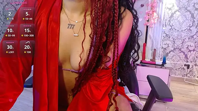 Snapshot of Issa_tay1 chatting on May 4, 5:47 am Issa tay1 online show from May 4, 5:47 am