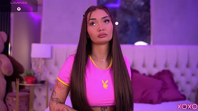 SashaFerrera online show from October 2, 6:37 pm