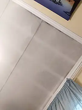 prettiechanti online show from November 18, 11:36 am