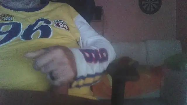 Snapshot of lanata chatting on December 15, 4:06 am lanata online show from December 15, 4:06 am