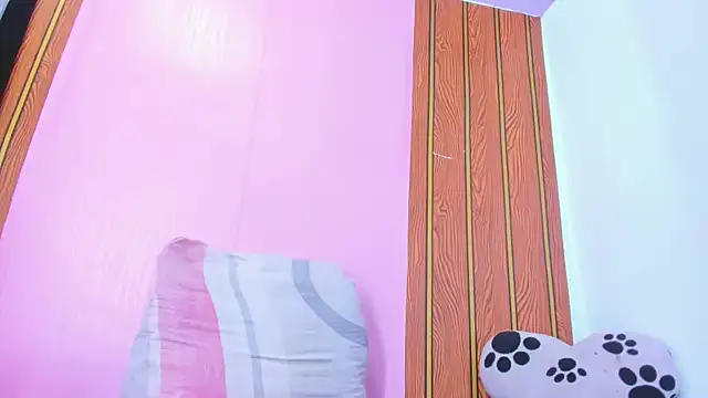 Snapshot of camilagreeco chatting on October 11, 1:53 pm camilagreeco online show from October 11, 1:53 pm