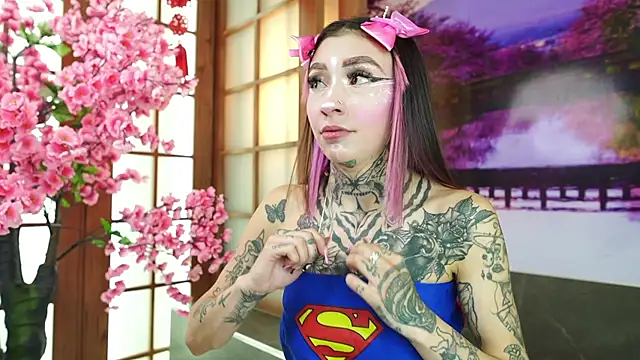 Snapshot of miss___angel chatting on October 29, 6:31 pm miss angel online show from October 29, 6:31 pm