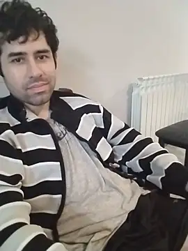 danicrux online show from February 26, 11:37 pm