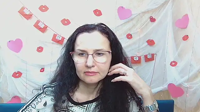 Miroslava Happi online show from February 17, 9:24 am