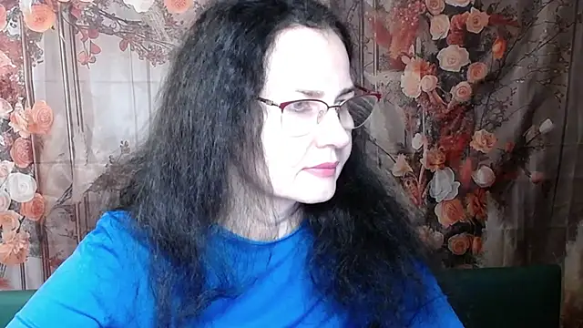 Miroslava Happi online show from February 19, 11:50 am