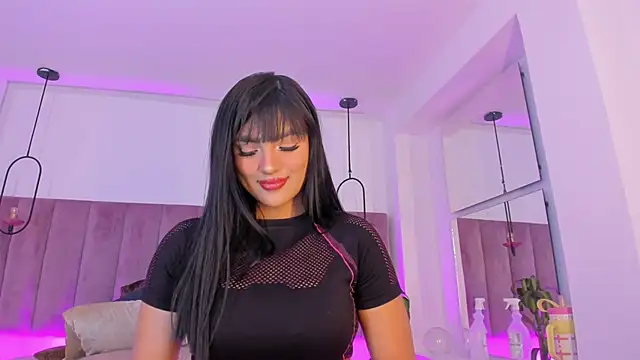 emmiily z online show from May 16, 8:07 pm