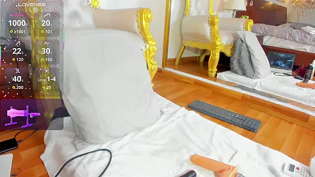 Snapshot of Jakexv chatting on October 7, 11:40 am Jakexv online show from October 7, 11:40 am