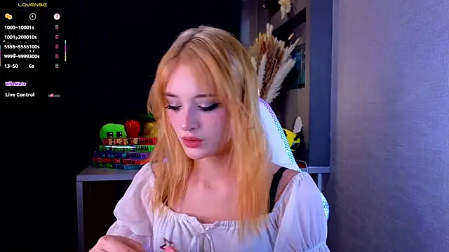 Snapshot of Hisoka_akerley chatting on September 19, 4:40 pm Hisoka akerley online show from September 19, 4:40 pm