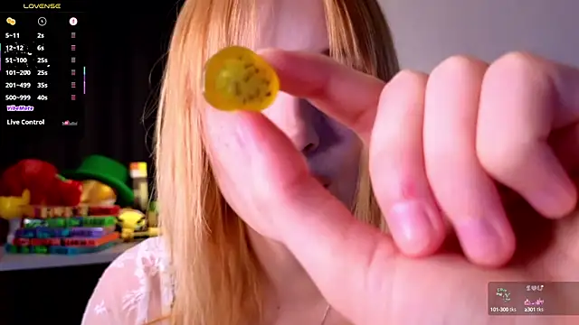 Snapshot of Hisoka_akerley chatting on September 21, 6:42 pm Hisoka akerley online show from September 21, 6:42 pm