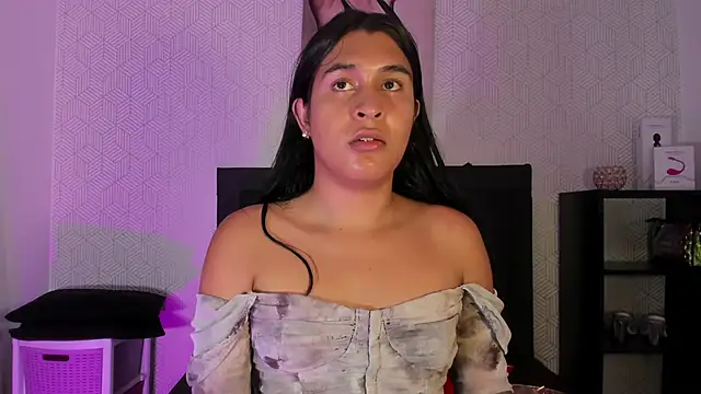 Selena fox7 online show from February 13, 3:24 am