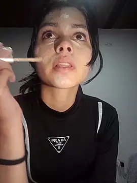 CHLOE ISABELL online show from October 1, 2:39 am