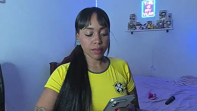 Snapshot of Annaa_Brooks chatting on March 29, 7:58 pm Annaa Brooks online show from March 29, 7:58 pm