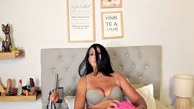 Snapshot of Jackiehmilf52 chatting on March 17, 1:35 am Jackiehmilf52 online show from March 17, 1:35 am