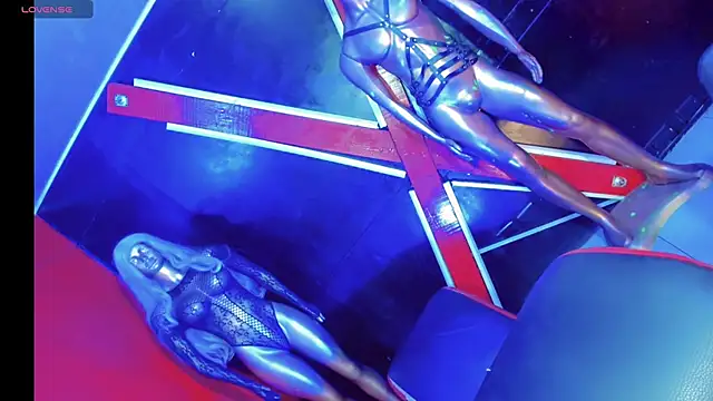 emelly horny  online show from November 5, 7:14 pm