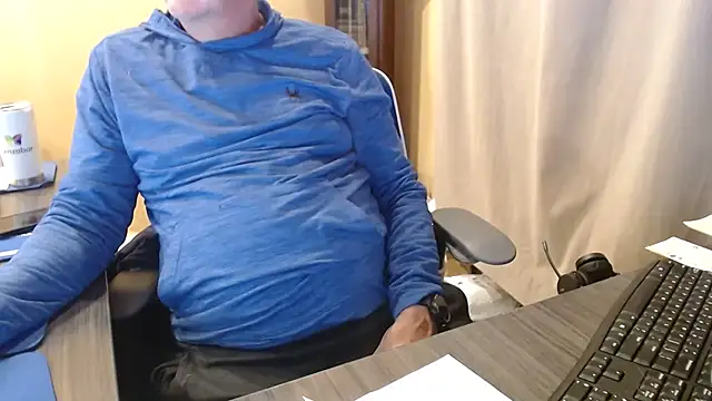 olderandwiser2 online show from March 19, 4:03 am