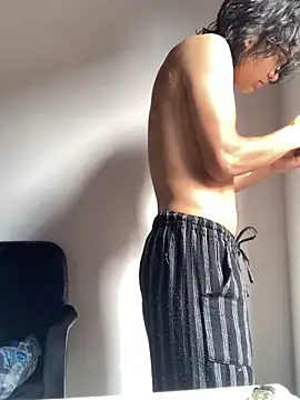 Snapshot of shadowsofgarden chatting on February 15, 1:16 pm shadowsofgarden online show from February 15, 1:16 pm