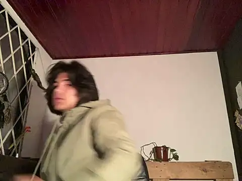 Snapshot of shadowsofgarden chatting on February 27, 10:26 am shadowsofgarden online show from February 27, 10:26 am