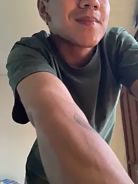 Snapshot of shadowsofgarden chatting on March 13, 11:11 pm shadowsofgarden online show from March 13, 11:11 pm