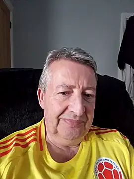 Snapshot of mann4u147 chatting on March 9, 5:28 pm mann4u147 online show from March 9, 5:28 pm